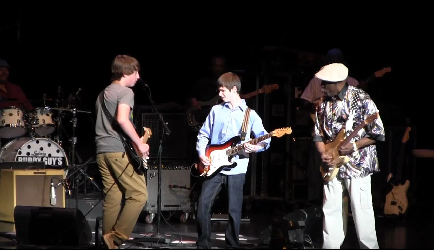 Hayden Fogle alongside Buddy Guy and Quinn Sullivan.